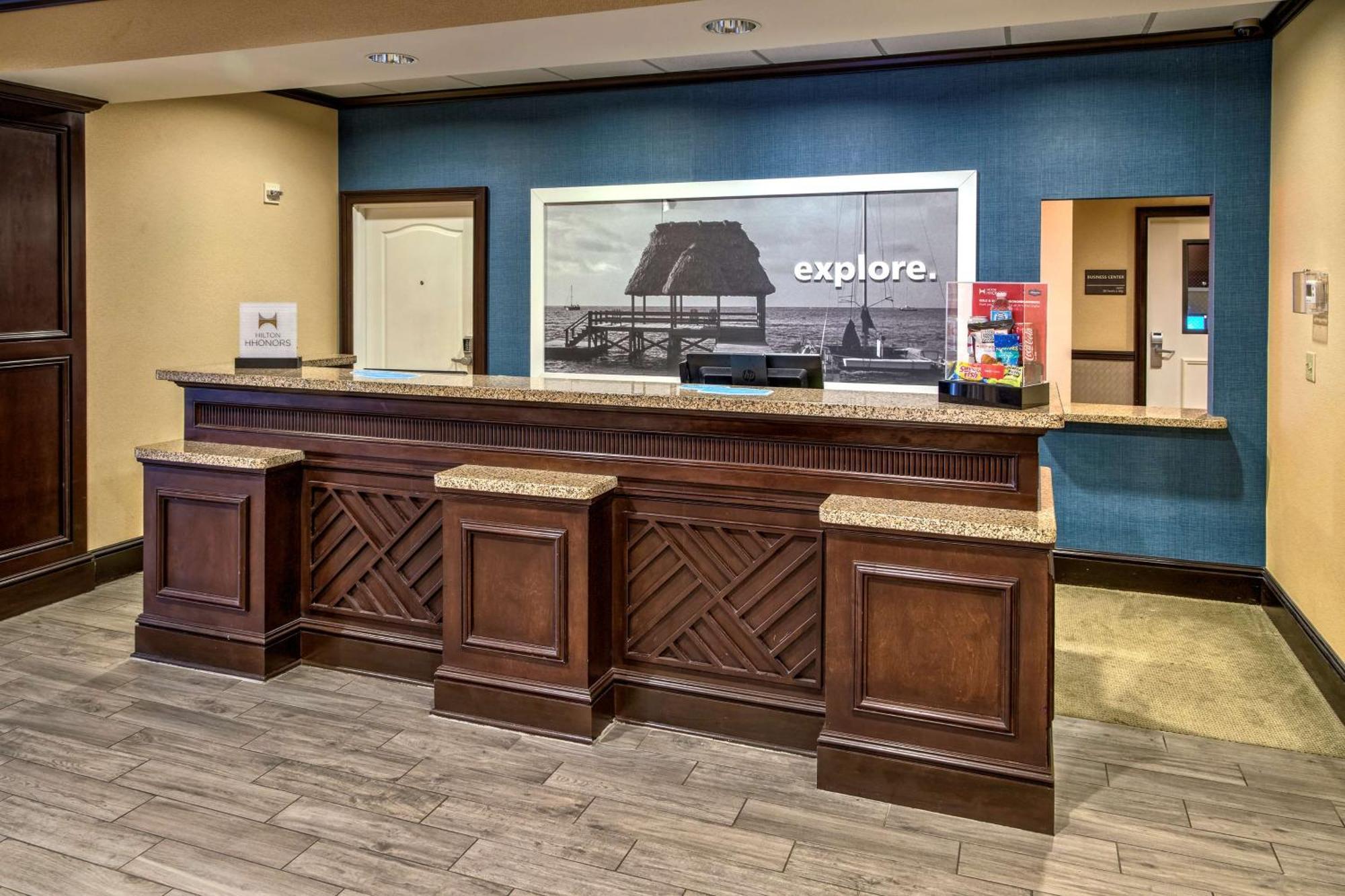 Hampton Inn & Suites Stuart-North Экстерьер фото